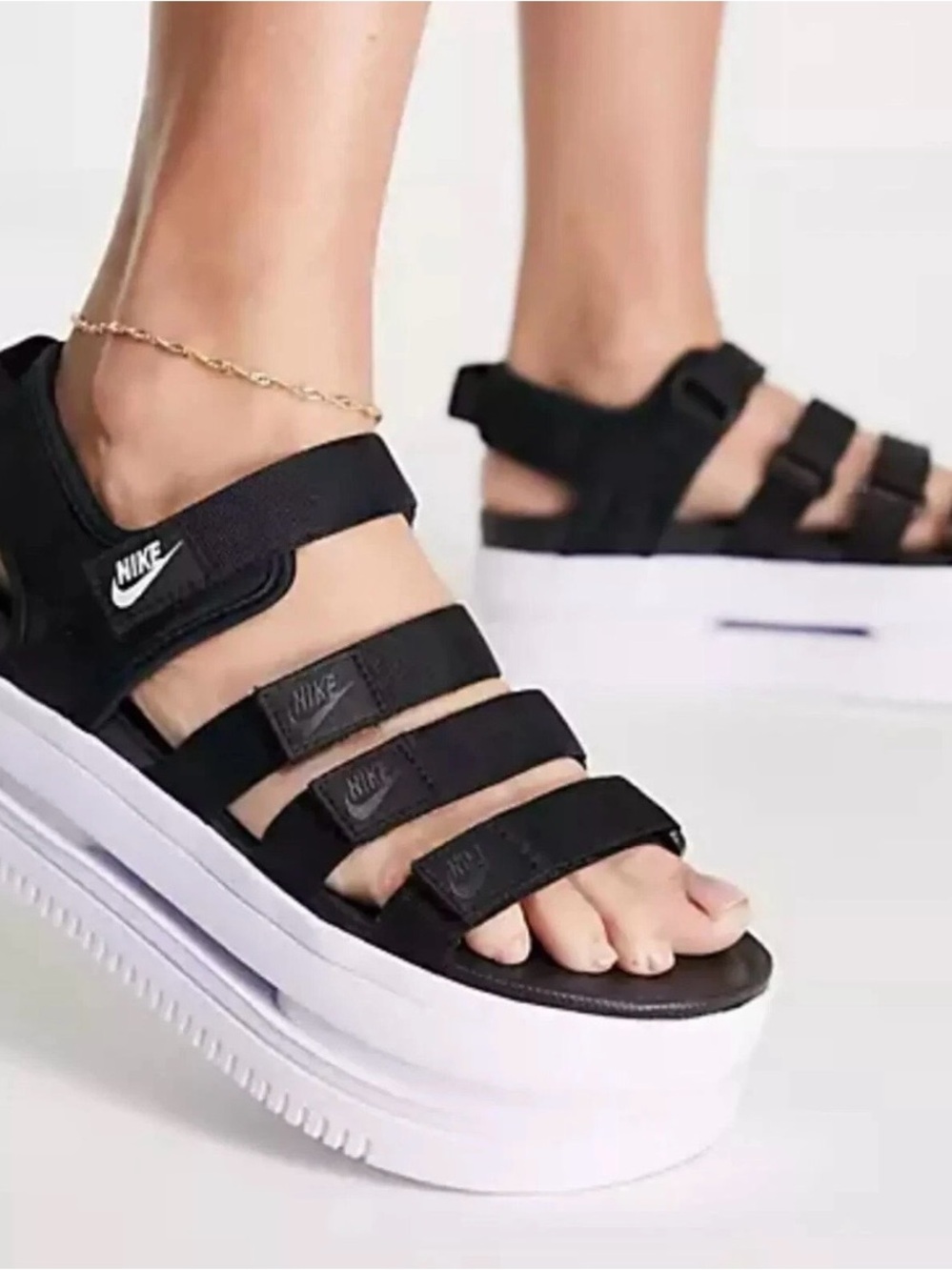 Nike Icon Classic Platform Sandal
